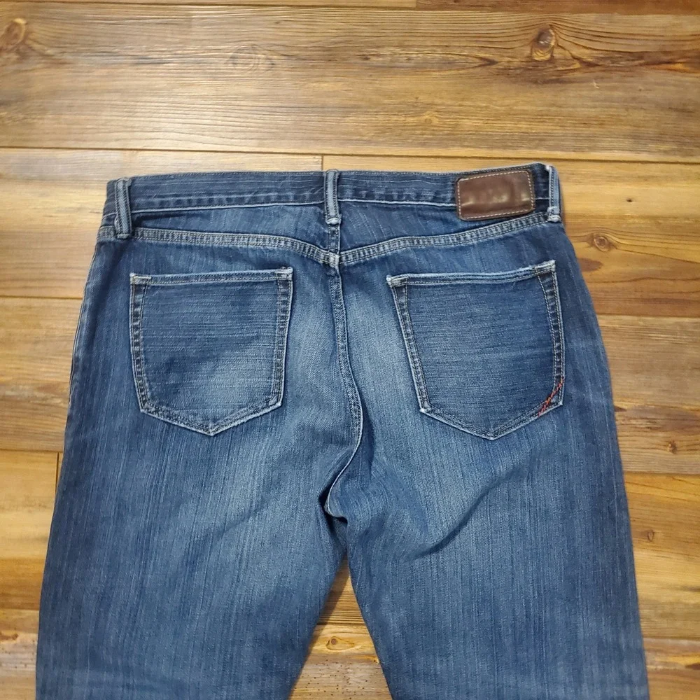 Banana Republic Vintage Straight Jeans Mens 34x30 Blue Denim Cotton Distressed